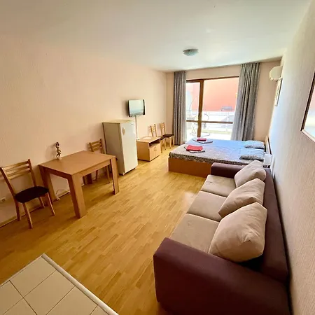 Апартаменти Vadim In Panorama Vigo