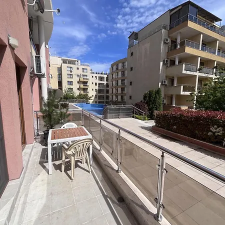 Vadim In Panorama Vigo * Νεσέμπαρ