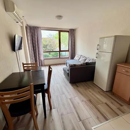 Vadim In Panorama Vigo * Νεσέμπαρ