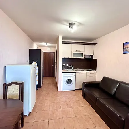 Vadim In Panorama Vigo Νεσέμπαρ